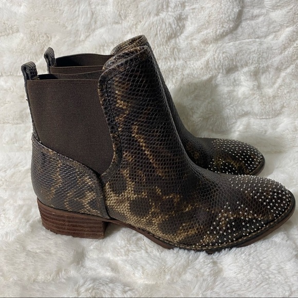 Donald Pliner Pronto Boot Sz 6M - Picture 2 of 9